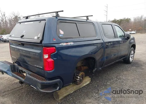 2020 Chevrolet Silverado 1500 4Wd Short Bed Custom из США, поврежденный, VIN 3GCUYBEF2LG331360